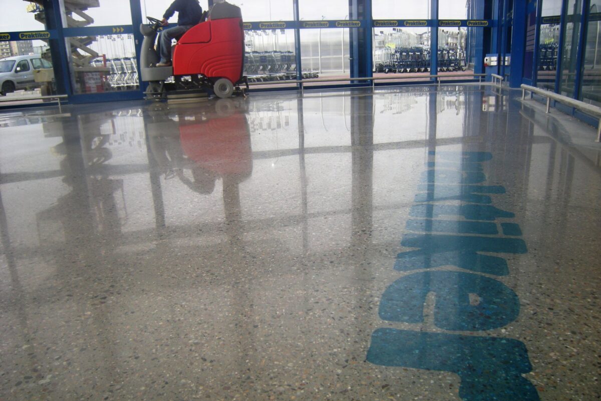 beton polerowany, posadzka przemysłowa